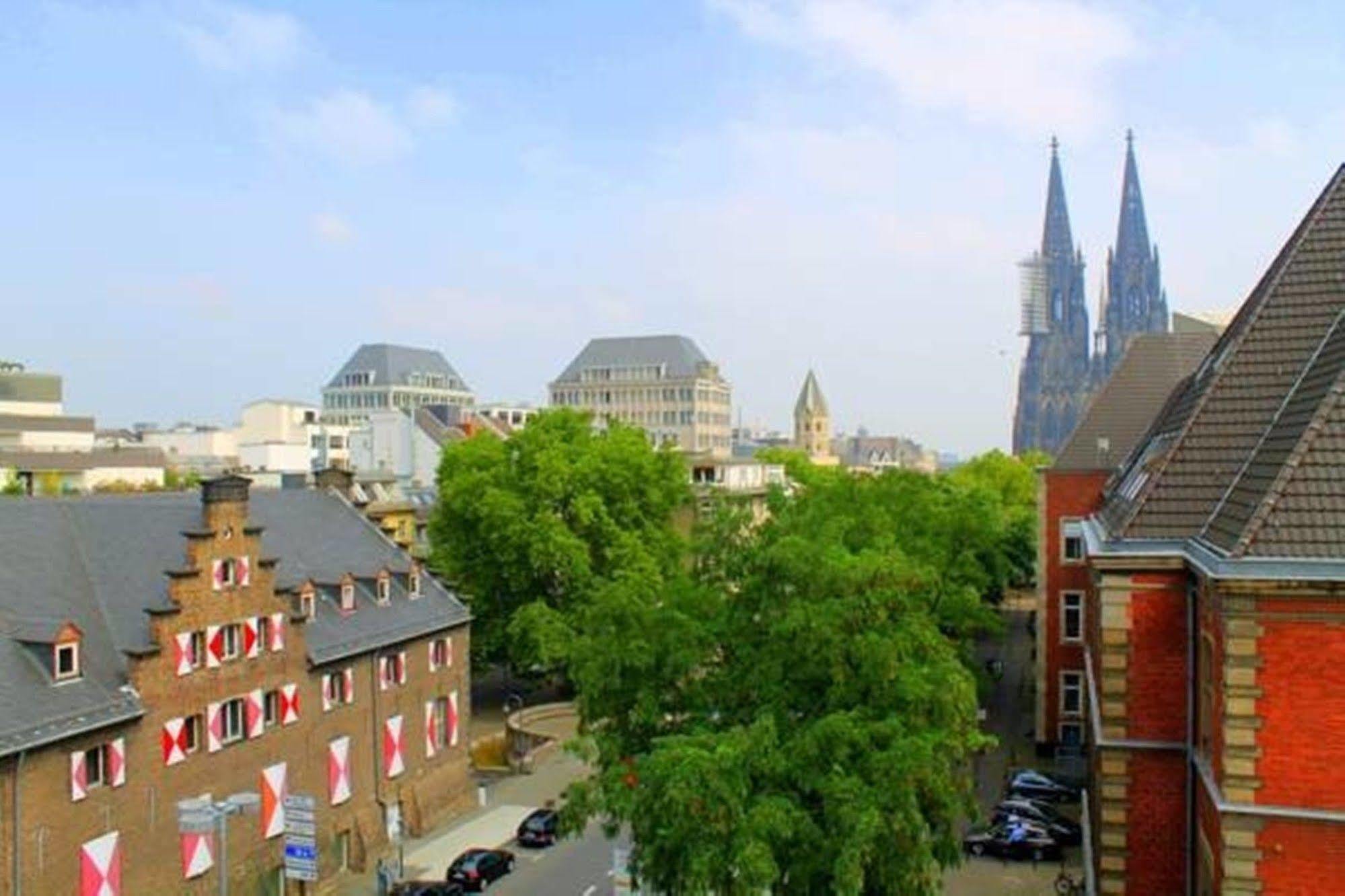 Europaeischer Hof Am Dom Кьолн Екстериор снимка